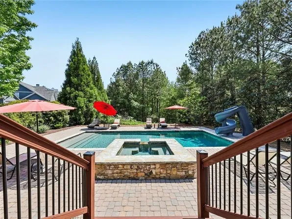 18 Stoneridge Ct, Dawsonville, GA 30534