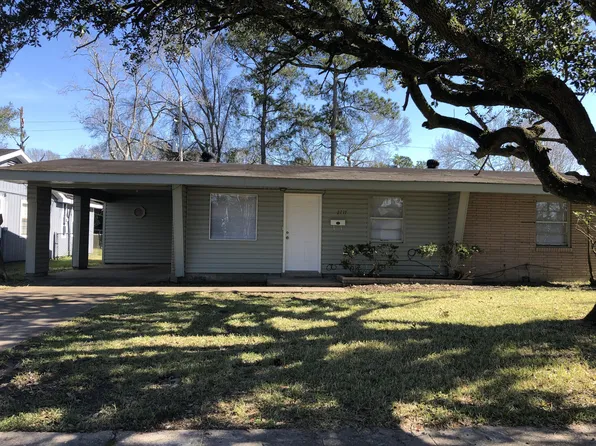 2717 S General Wainwright Dr, Lake Charles, LA 70615