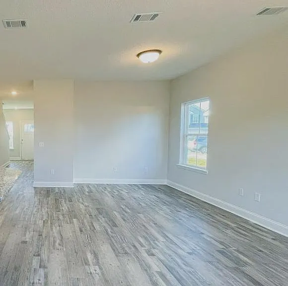 57 Gambrell Rd — Photo 3