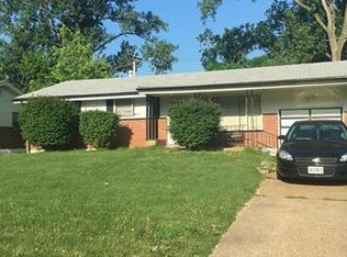 9847 Edgefield Dr, Saint Louis, MO 63136
