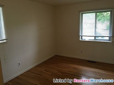 4th image of 8607 Heather Dr
