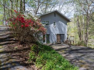 233 River Ridge Pkwy, Tuckasegee, NC 28783