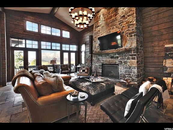 4th image of 2663 E Silverberry Ct