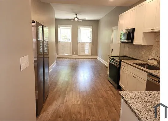 2 bed, 1176 sqft, $2,000 — Photo 4