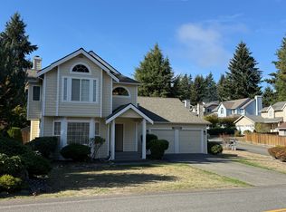10915 Marigold Dr NW, Silverdale, WA 98383