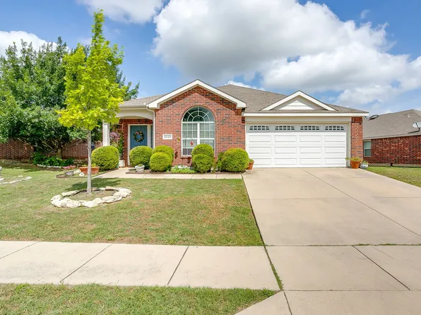 6220 Granite Creek Dr, Fort Worth, TX 76179