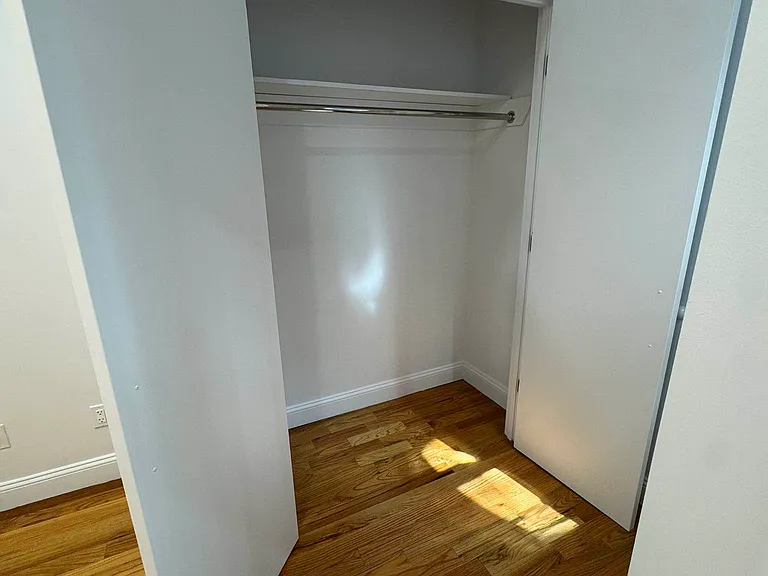245 Newkirk Ave #2 — Photo 17