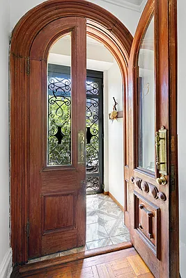 Sold by Compass | media 2