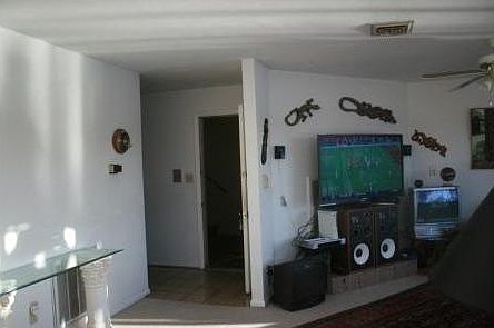 2nd image of 203 Lake Dr