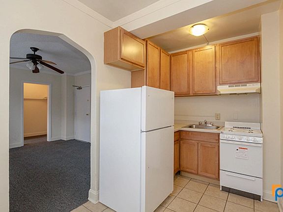 4th image of 6128 S Woodlawn Ave APT 340