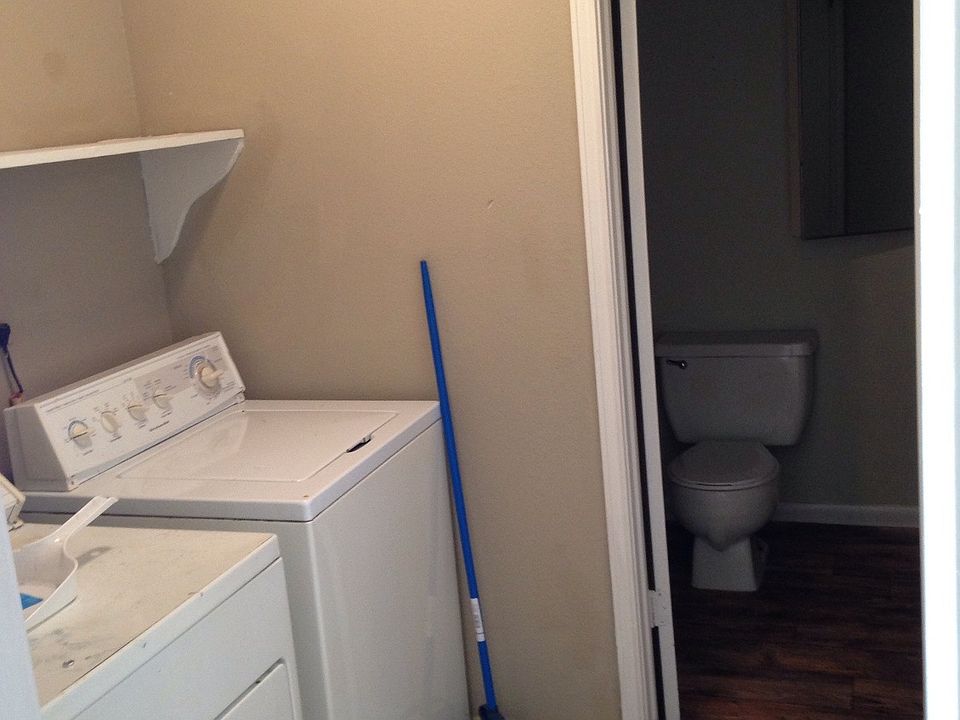 1st image of 1101 Deesport St APT C