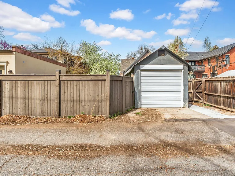 1036 S Race St — Photo 21