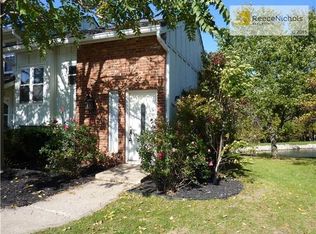 288 NE Bayview Dr, Lees Summit, MO 64064