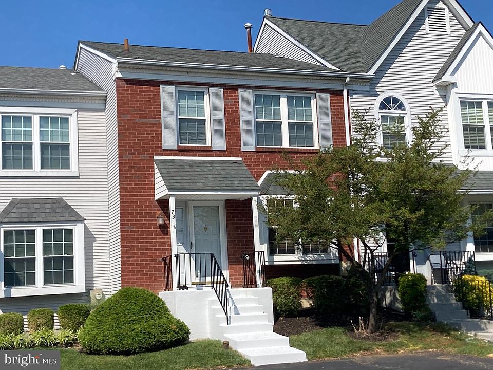 1st image of 73 Victoria Dr
