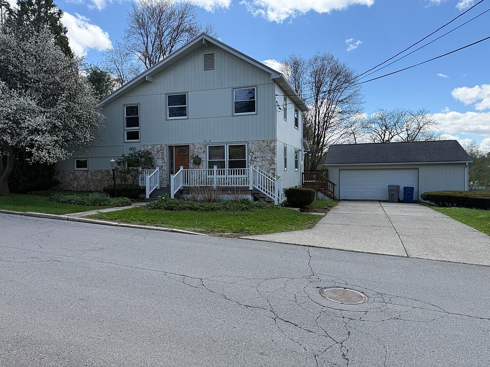 1st image of 690 Brawley Ave