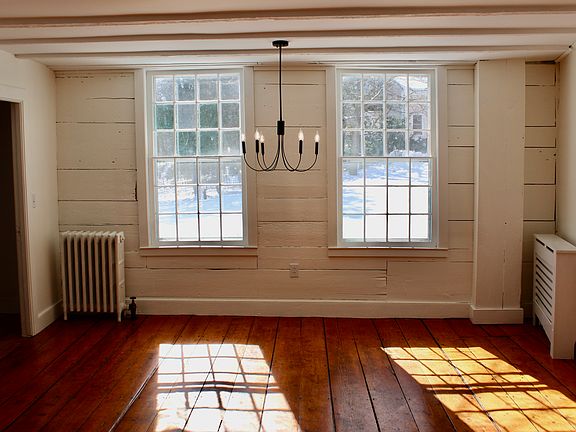 4th image of 45 Bakery Ln