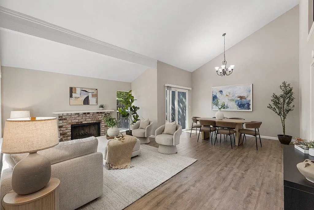 2 bed, 2.5 bath, 1479 sqft, $4,300 — Photo 3