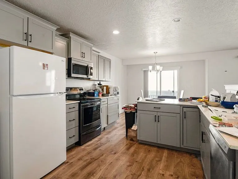 448 S Pegasus Way — Photo 12