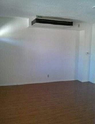 4th image of 684 Vine St APT 6