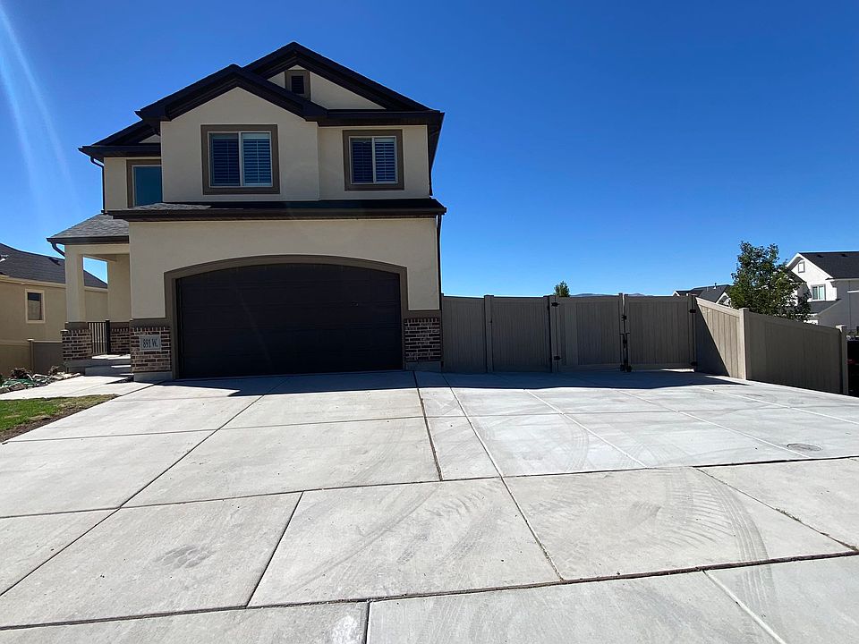 added 2 car parking in the front