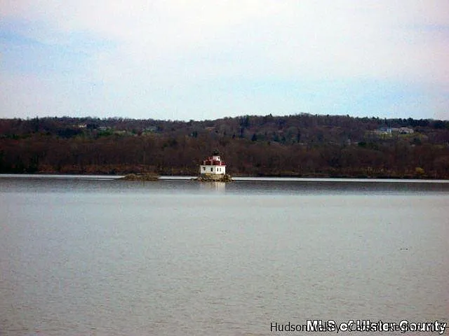 272 River Road photo 1