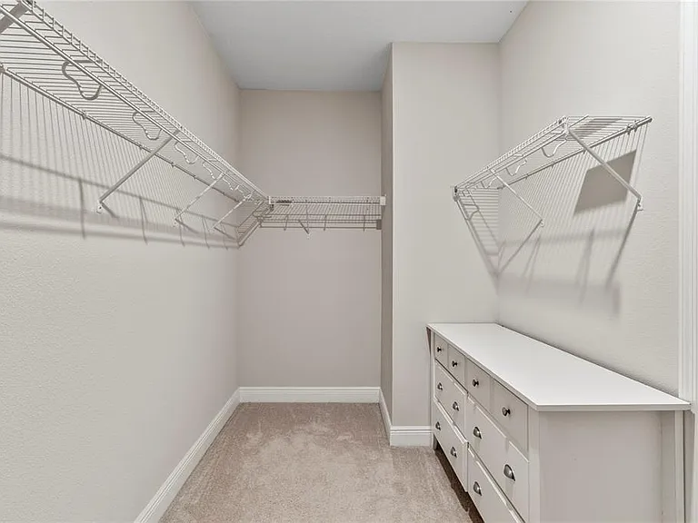 8764 Powder Ridge Trl — Photo 32