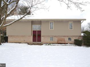 1141 Devonshire Rd, Lancaster, PA 17601