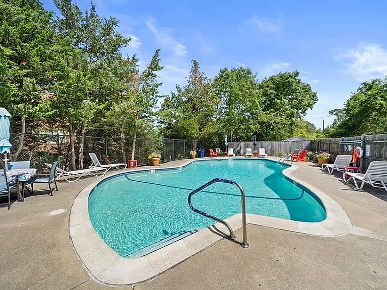 155 George Washington Blvd #306 — Photo 17