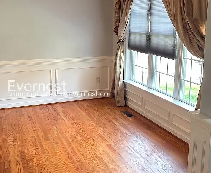 13901 Riverdowns North Ct — Photo 6