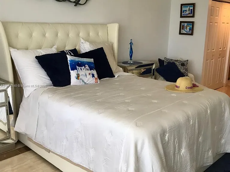 9341 Collins Ave #1203 — Photo 3