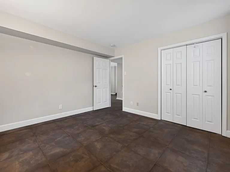 1112 Stonehedge Ave — Photo 30