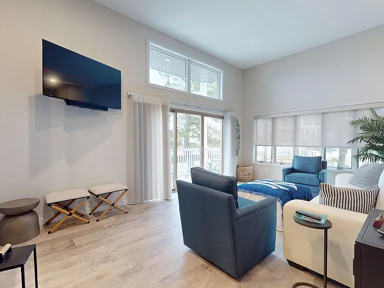701 Bayshore Ave #701 — Photo 7