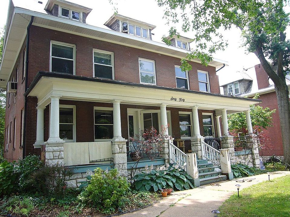 1st image of 6040 W Cabanne Pl