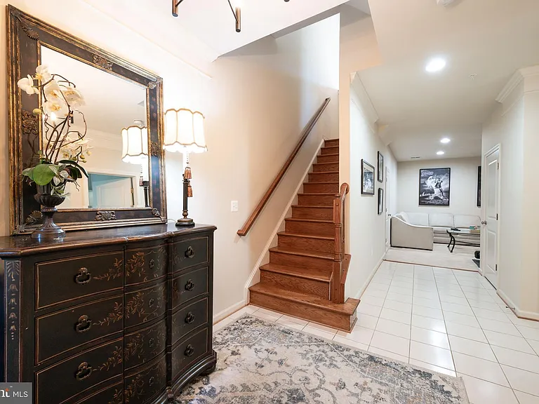 7822 Tilghman St — Photo 4