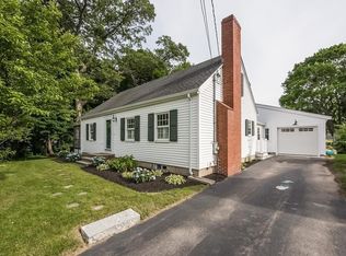 4 Stanton St, Wenham, MA 01984