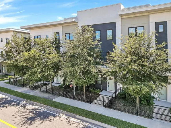 212 E Pineloch Ave, Orlando, FL 32806