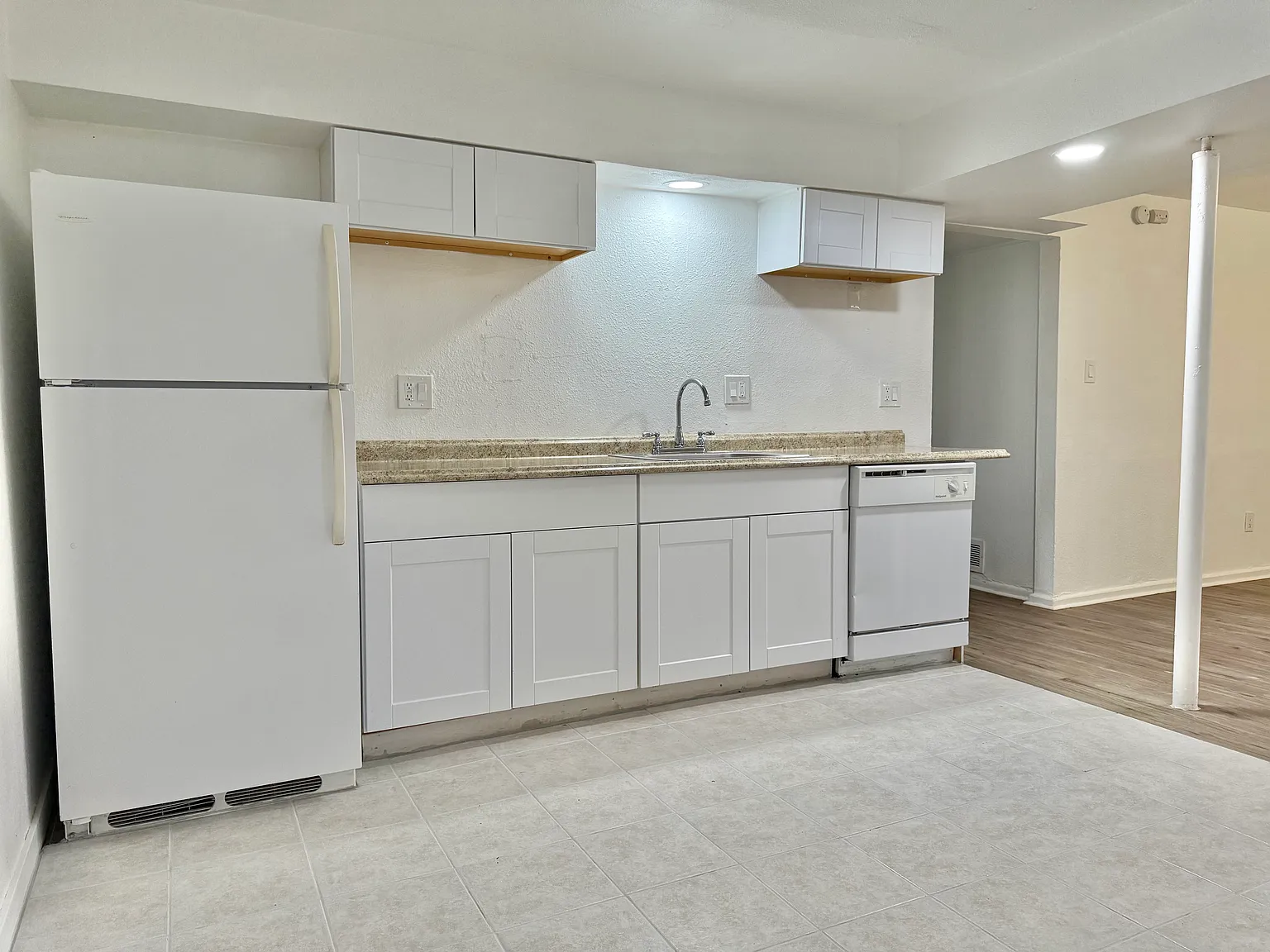 2 bed, 850 sqft, $1,700 — Photo 4