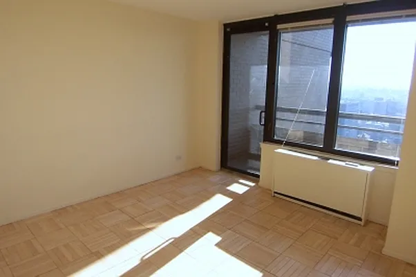 Rented by Citi Habitats | media 27