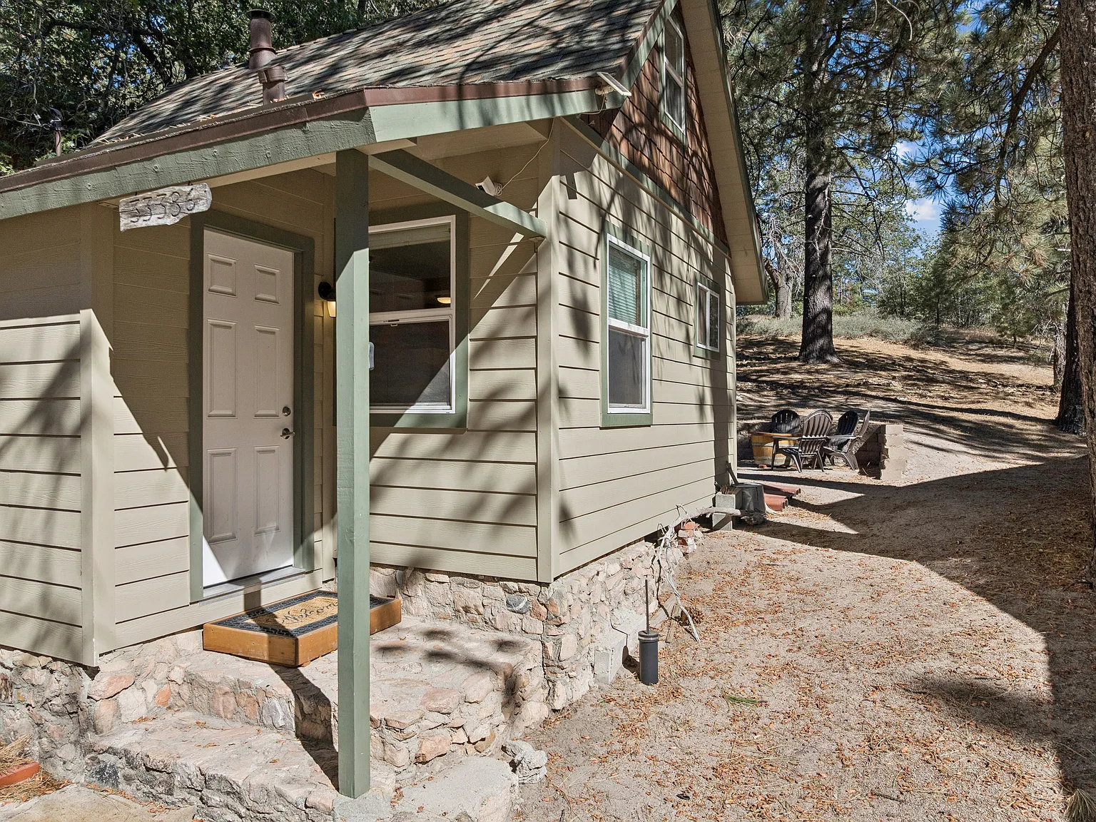 1 bed, 530 sqft, $1,700 — Photo 3