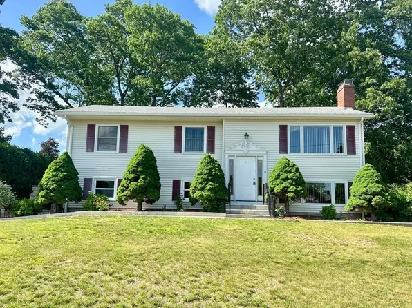 14 Princeton St, East Longmeadow, MA 01028
