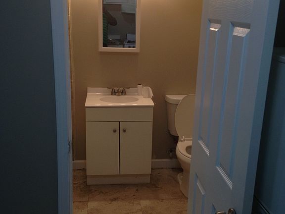 4th image of 12510 S Lincoln St APT 5