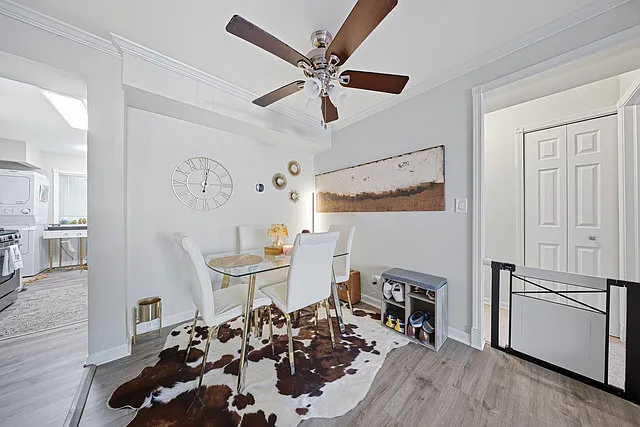 2 bed, 908 sqft, $1,700 — Photo 3