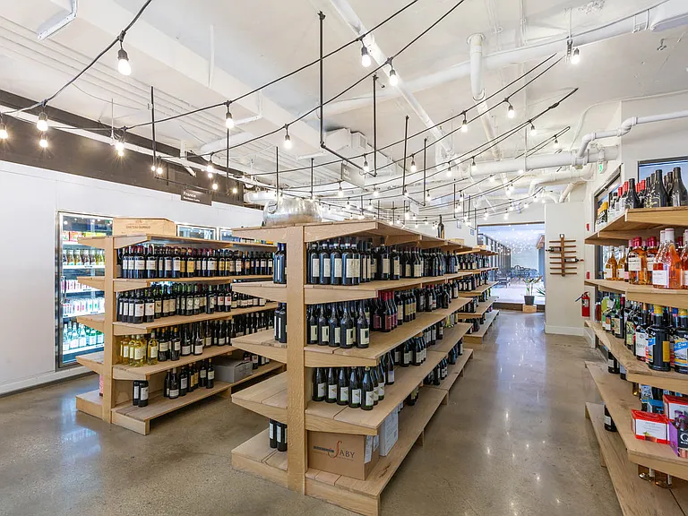 ZaVino Italian Marketplace