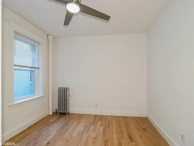 149 Park Dr #11 — Photo 2