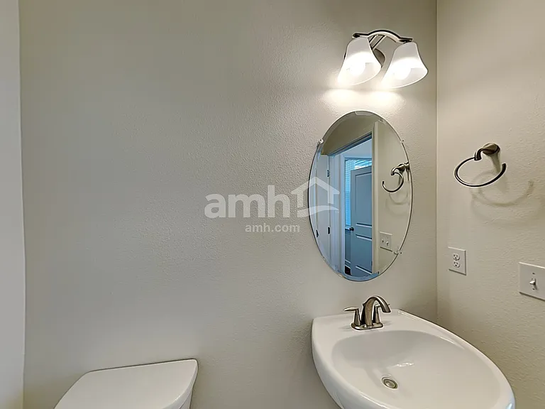 4436 Reisswood Loop — Photo 7