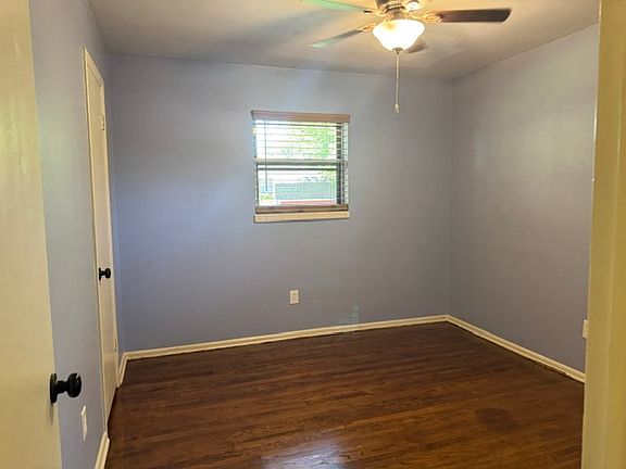 5th image of 2108 Marshall Dr