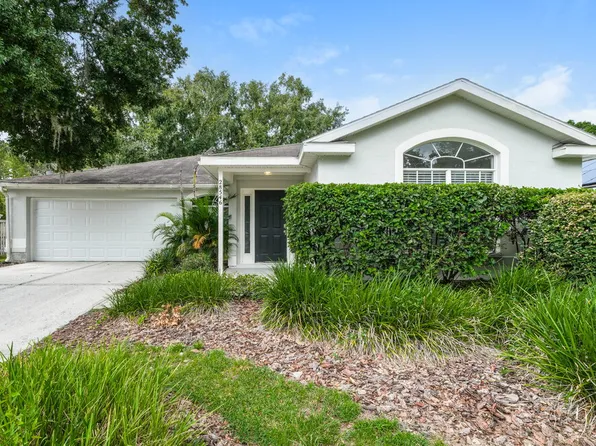 28546 Tall Grass Dr, Wesley Chapel, FL 33543