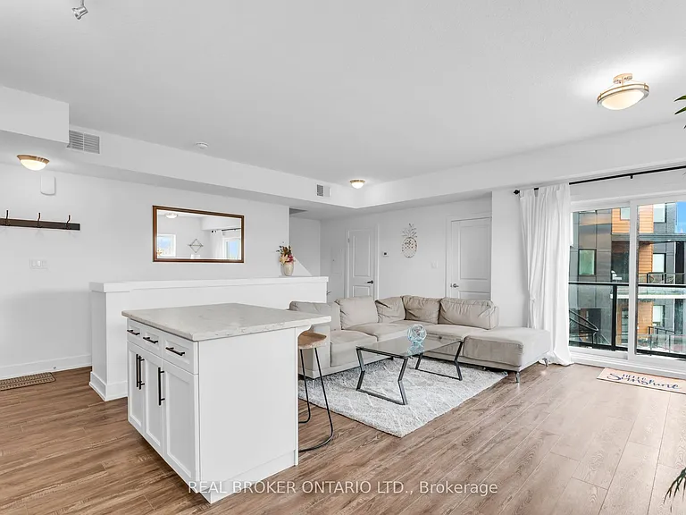 17 Centre St #311 — Photo 17