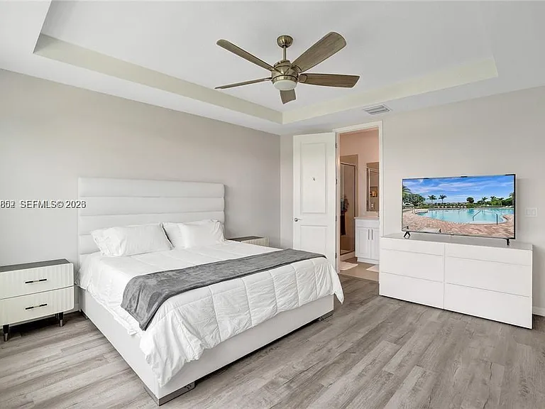 5140 Eucalyptus Dr #5 — Photo 5