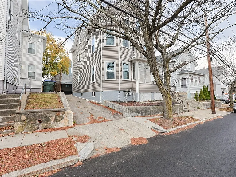 214 Silver Spring St #1 — Photo 2